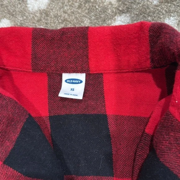 Old Navy Women’s Red and Black Check Pajama Set. Size XS - Picture 4 of 9
